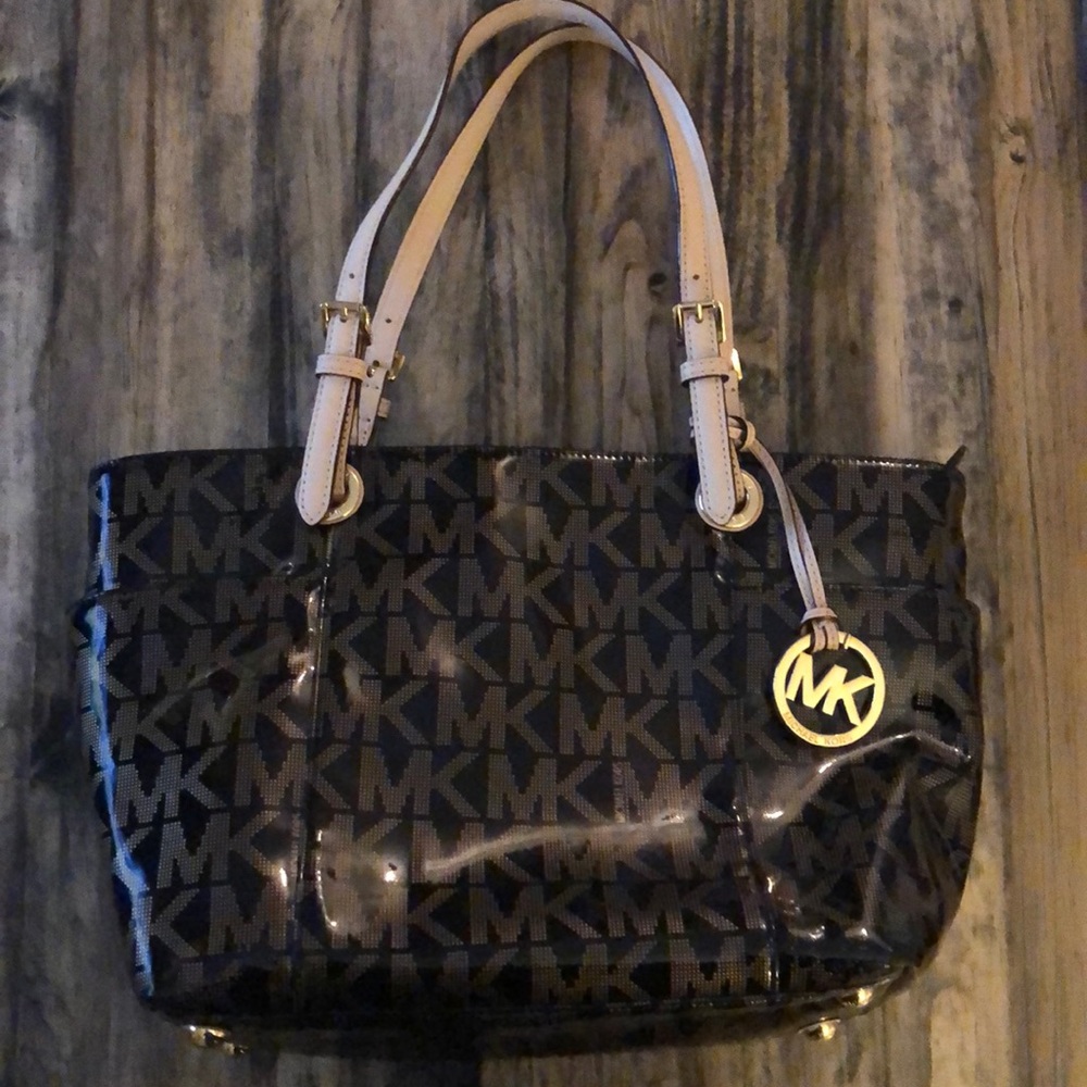 Michael Kors Patent Tote - Picture 1 of 7